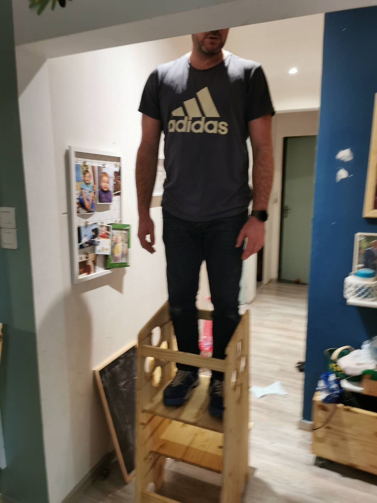Tour Montessori solide et robuste