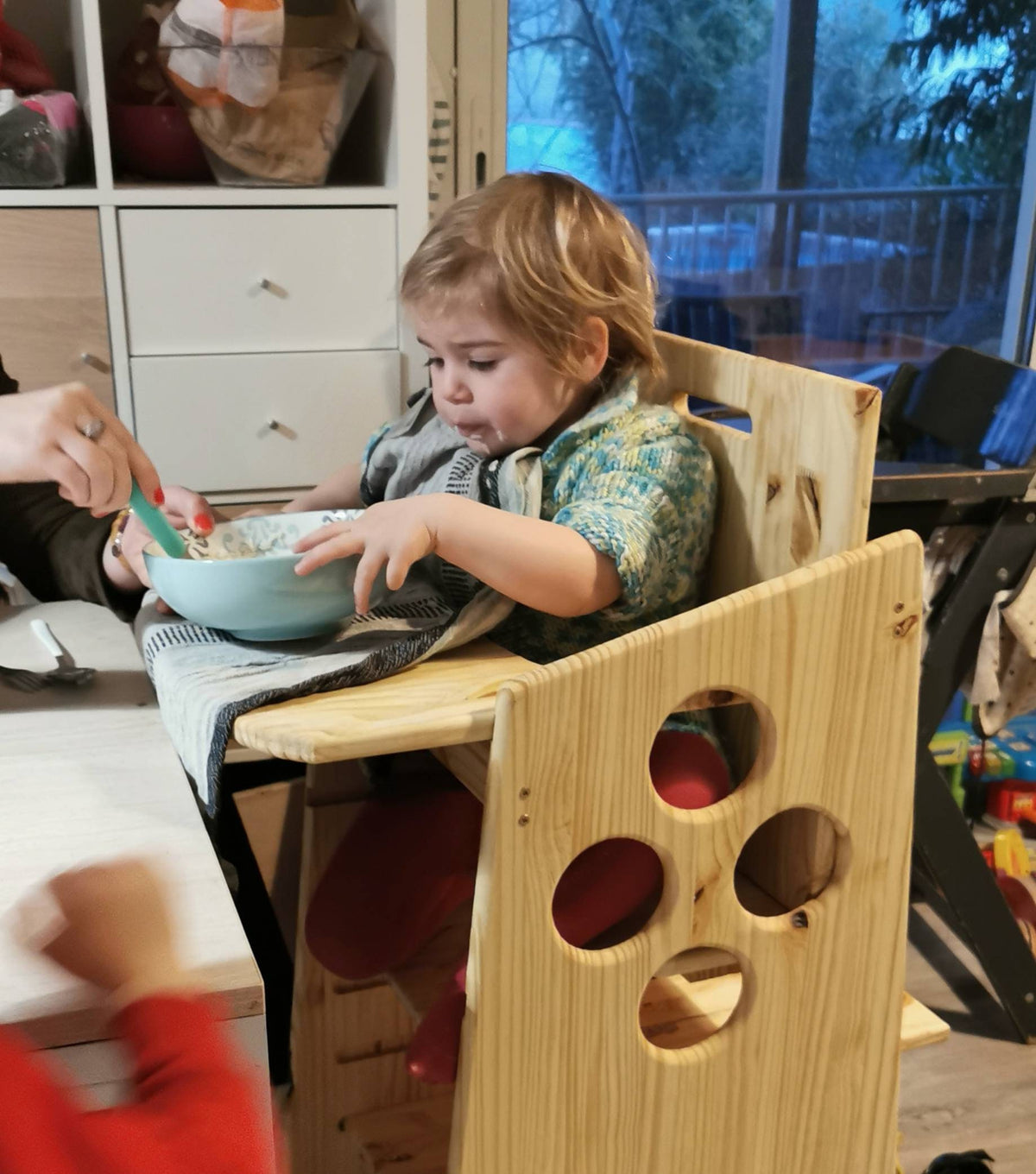 Tour Montessori chaise chaute convertible et évolutive artisanal